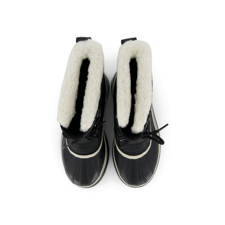 Caribou 011 Black