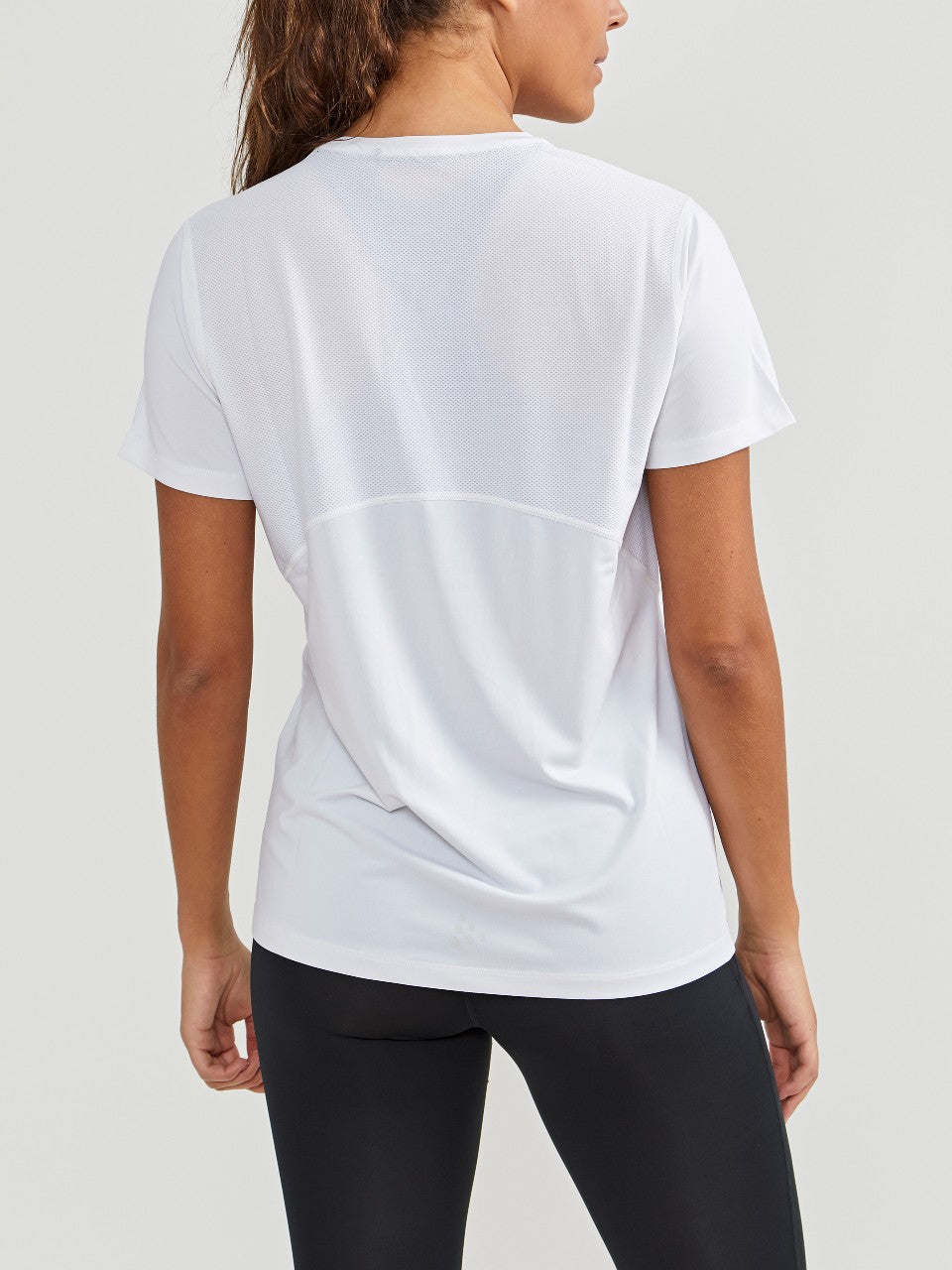 Adv Essence Ss Tee W White