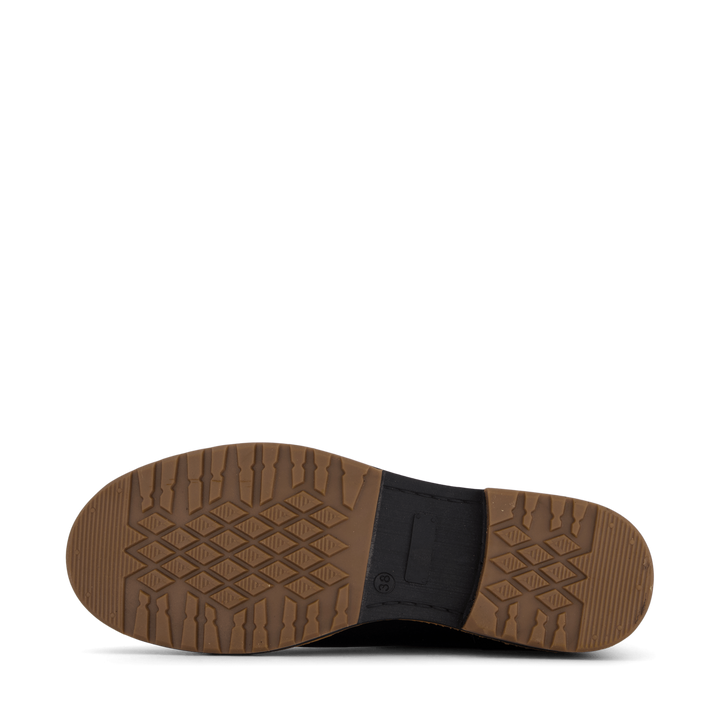 Josie Chs W Black