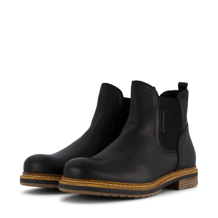 Josie Chs W Black