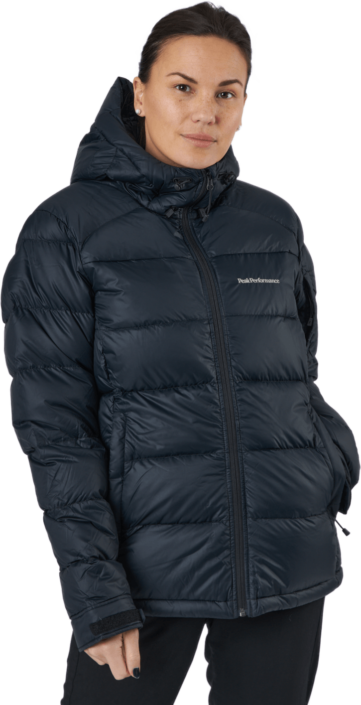 Peak Performance W Frost Down Jacket Black – - Main Image
