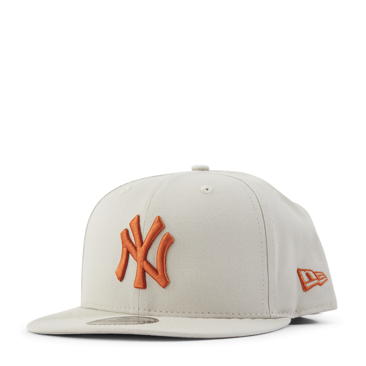 LEAGUE ESSENTIAL 950 NEW YORK YANKEES