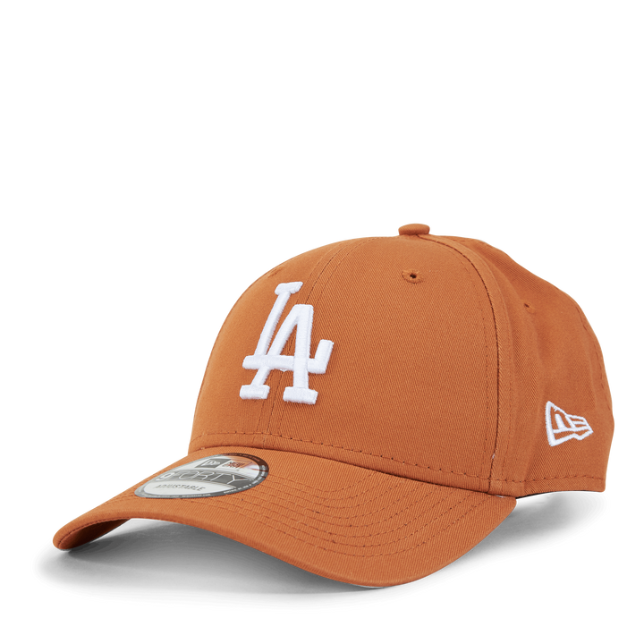 League Essential 9forty