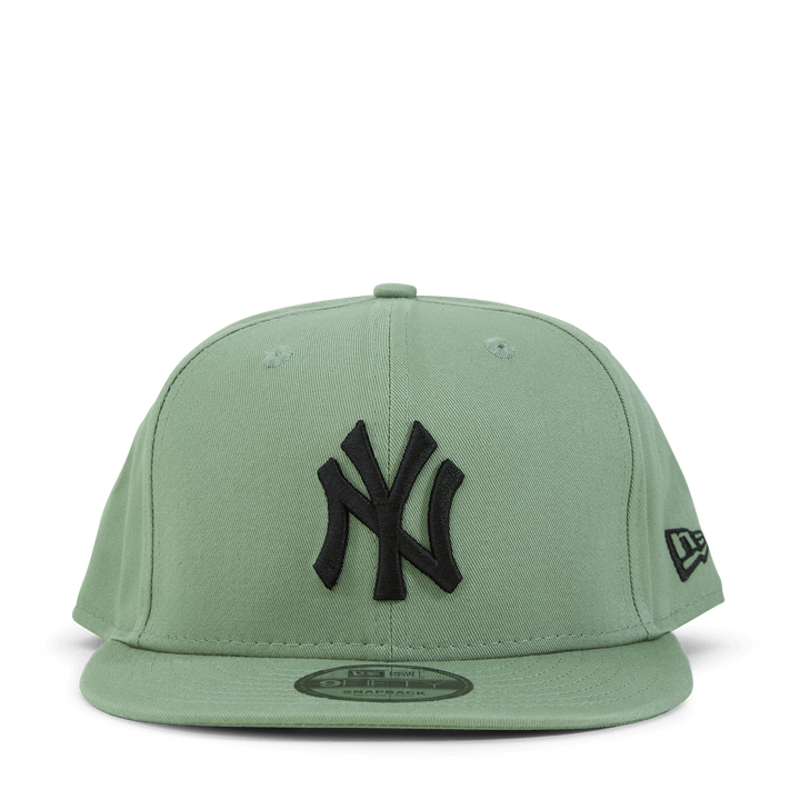 League Essential 9fifty Neyya