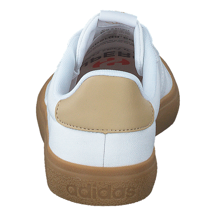Vulc Raid3r Skateboarding Shoes Cloud White / Cloud White / Magbei