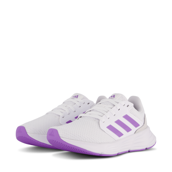 Galaxy 6 Shoes Cloud White / Violet Fusion / Dash Grey