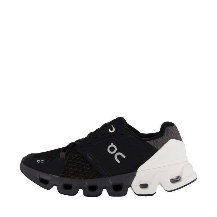 Cloudflyer 4 Black/white