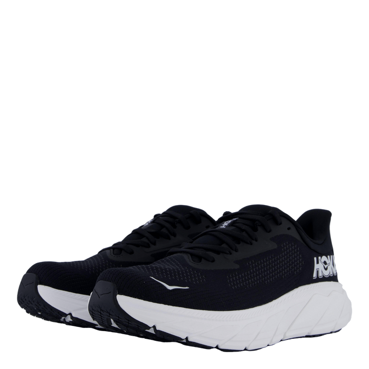 M arahi 7 Black / white
