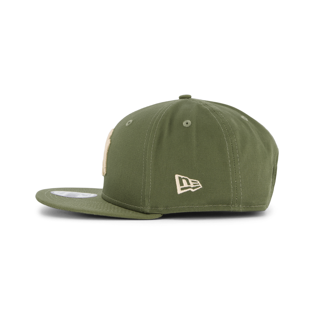 League Essential 9fifty New Yo Novstn