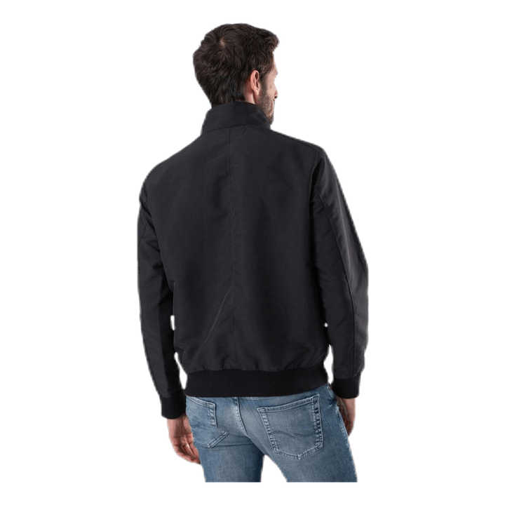 Melker            Black