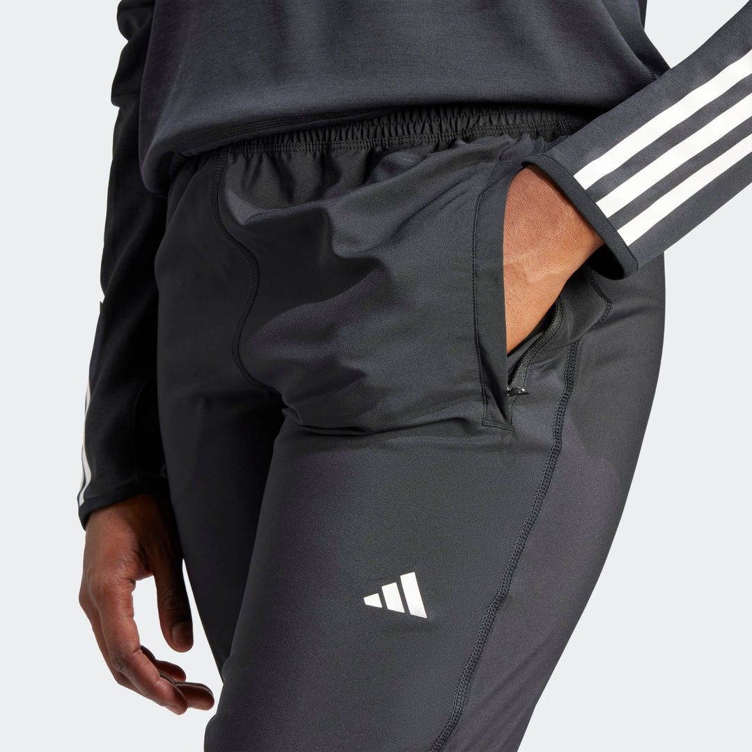 Own the Run Joggers Black