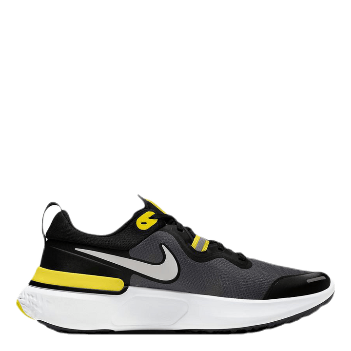 React Miler Black/Silver
