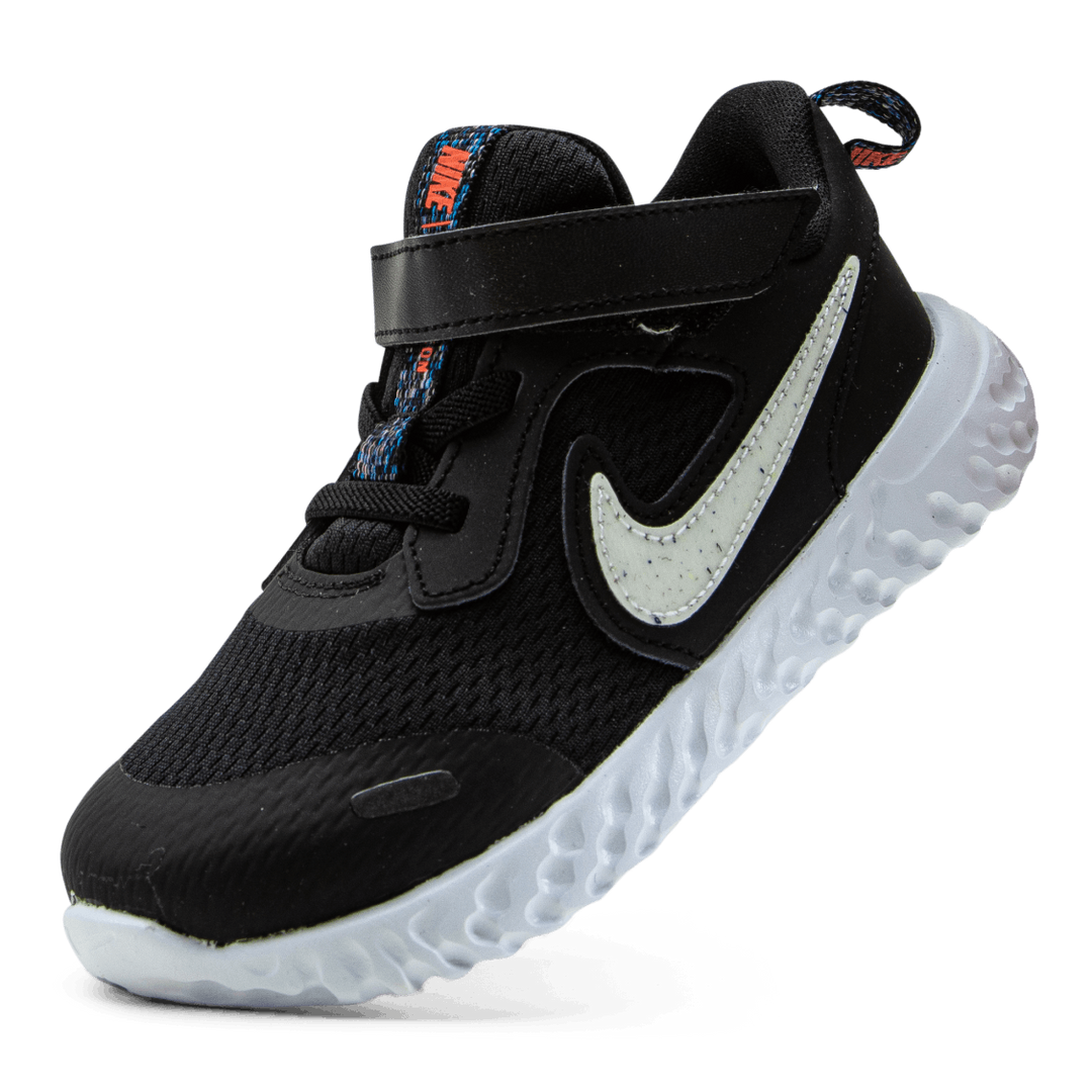 Revolution 5 Recycled Toddler White/Black