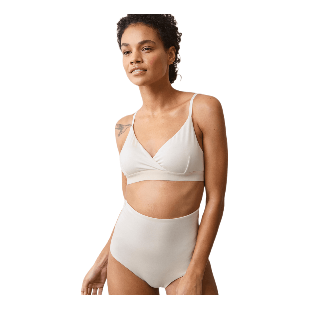 The Go-To triangle bra Beige