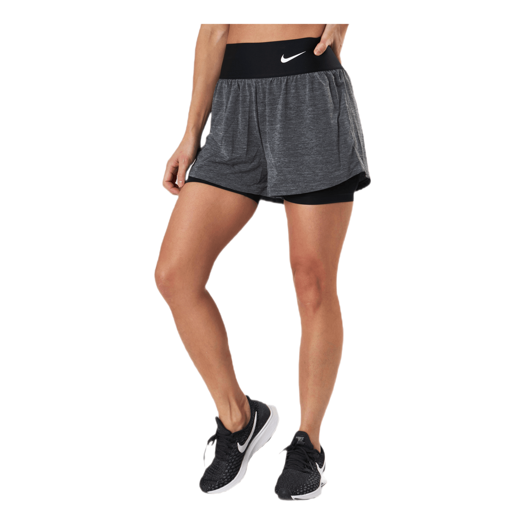 Court Advantage Short White/Black