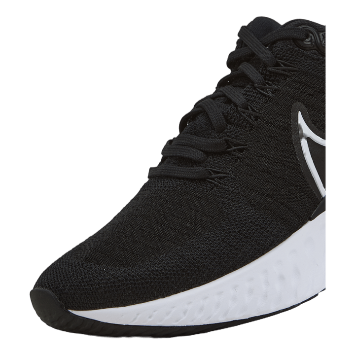 React Infinity Run Flyknit 2 White/Black