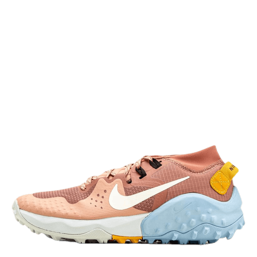 nike running wildhorse 6 trainers in pink