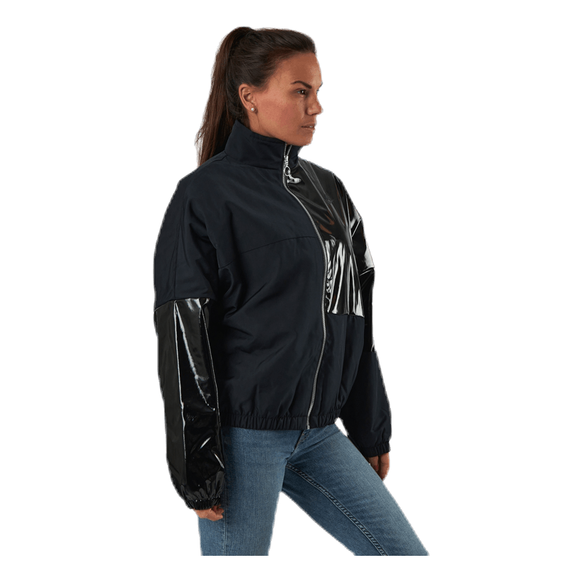 Nsw Icn Clsh Jkt Syn Fill Black