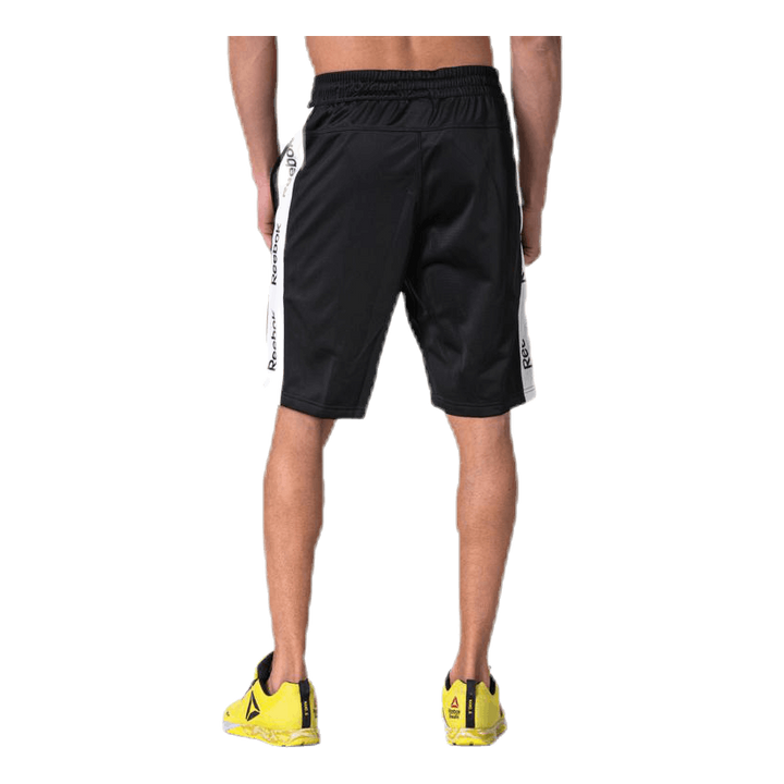 TE Linear Logo Short Black