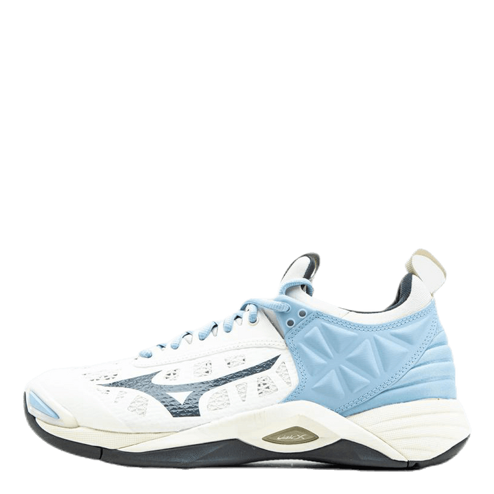 Wave Momentum Patterned