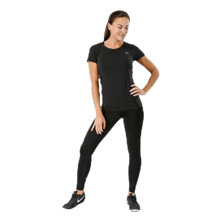 Clarisa Ss Training Tee Black