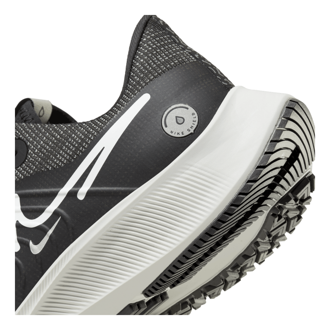 Air Zoom Pegasus 38 Shield Wom Black/platinum Tint-dk Smoke G