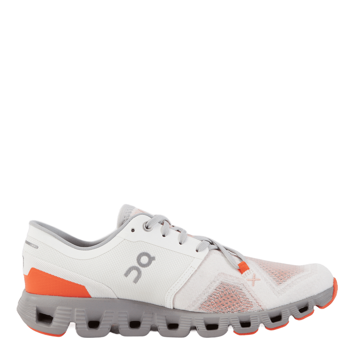 Cloud X 3 Ivory | Alloy