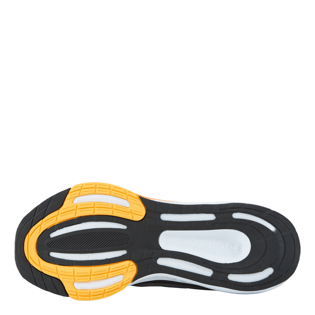 Ultrabounce Shoes Core Black / Cloud White / Carbon