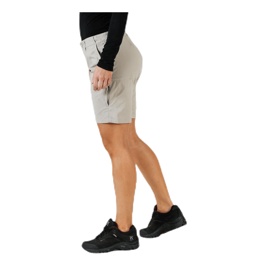 Liquid Rock Shorts Beige