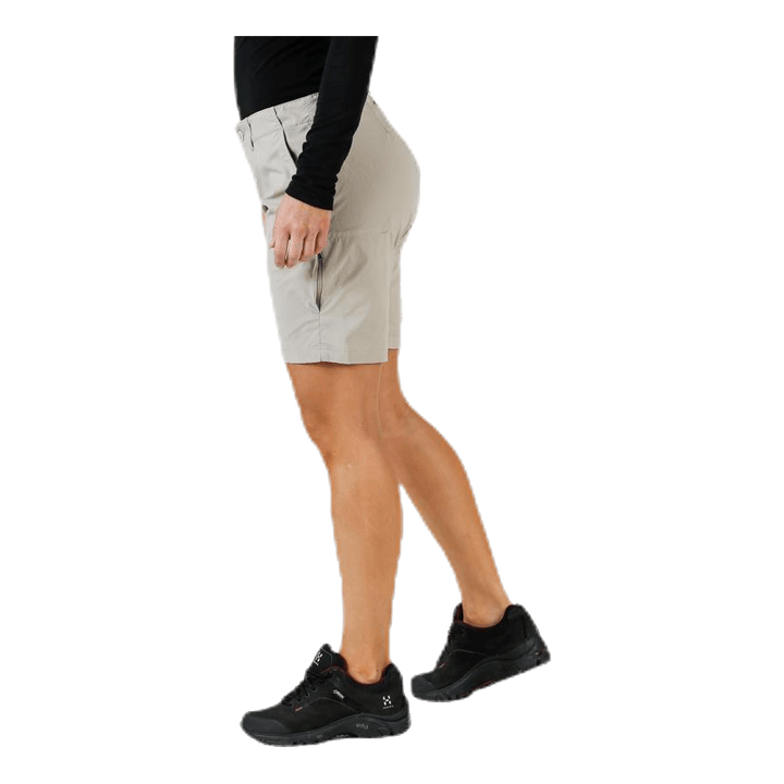 Liquid Rock Shorts Beige