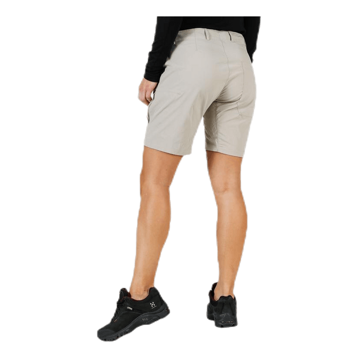 Liquid Rock Shorts Beige