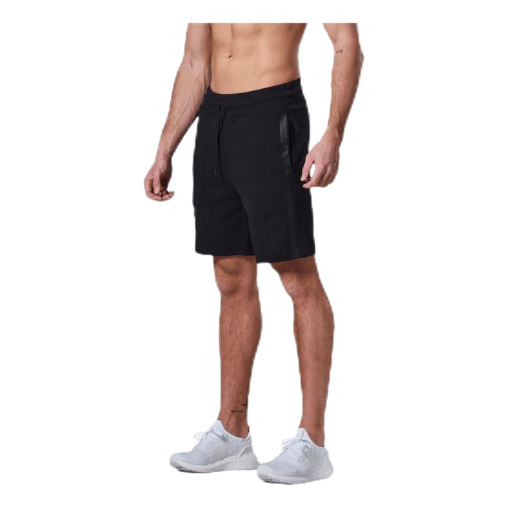 Capture Tech Shorts Black