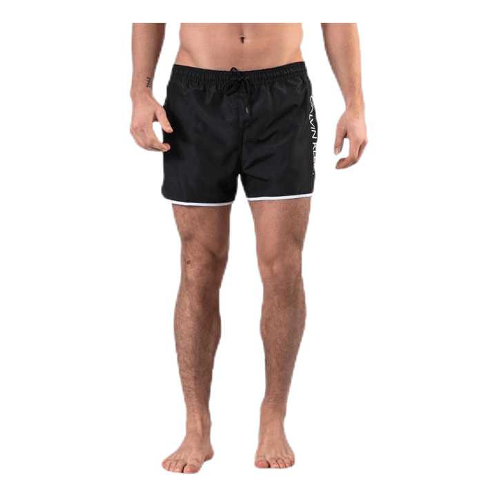 Core Solid Short Runner Black