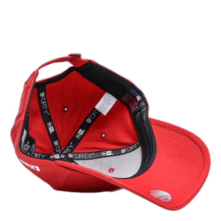 940 League Basic White/Red