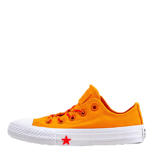 Sportamore converse top