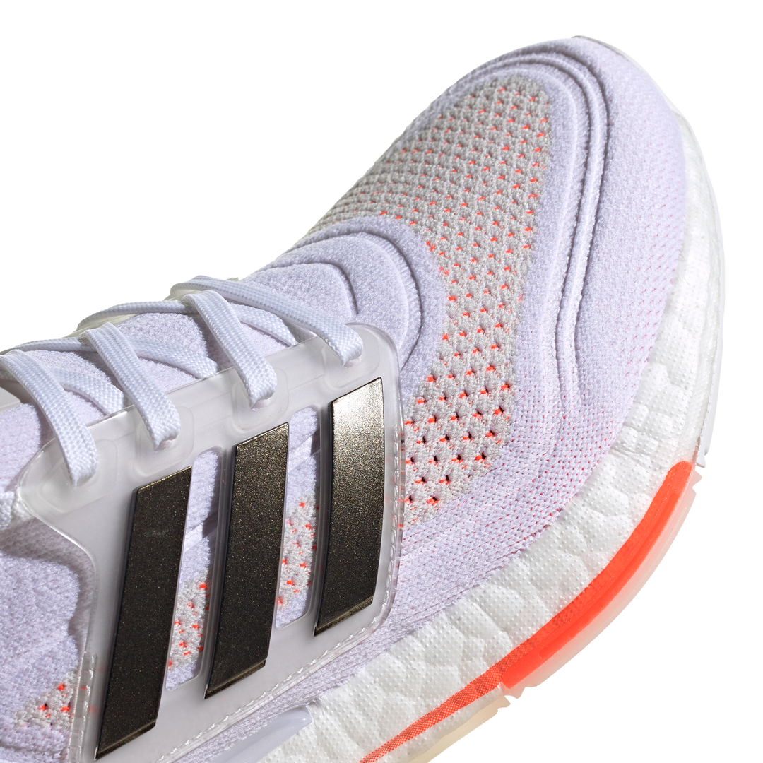 Ultraboost 21 Shoes Cloud White / Core Black / Solar Red