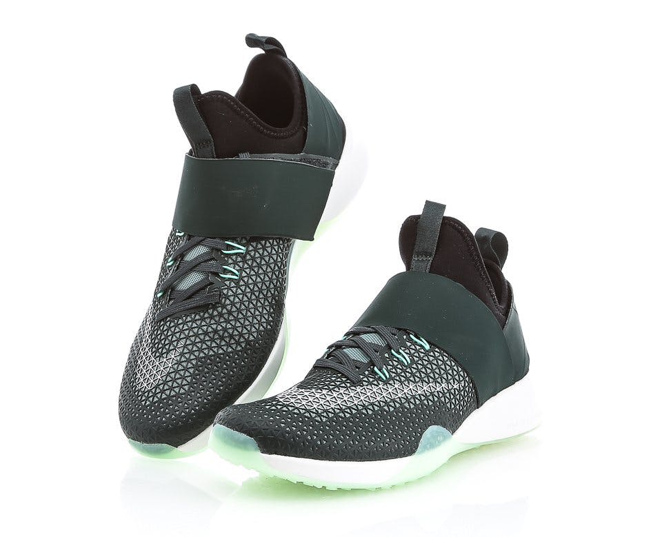 3 grunner til å elske den nye Nike Air Zoom Strong Image