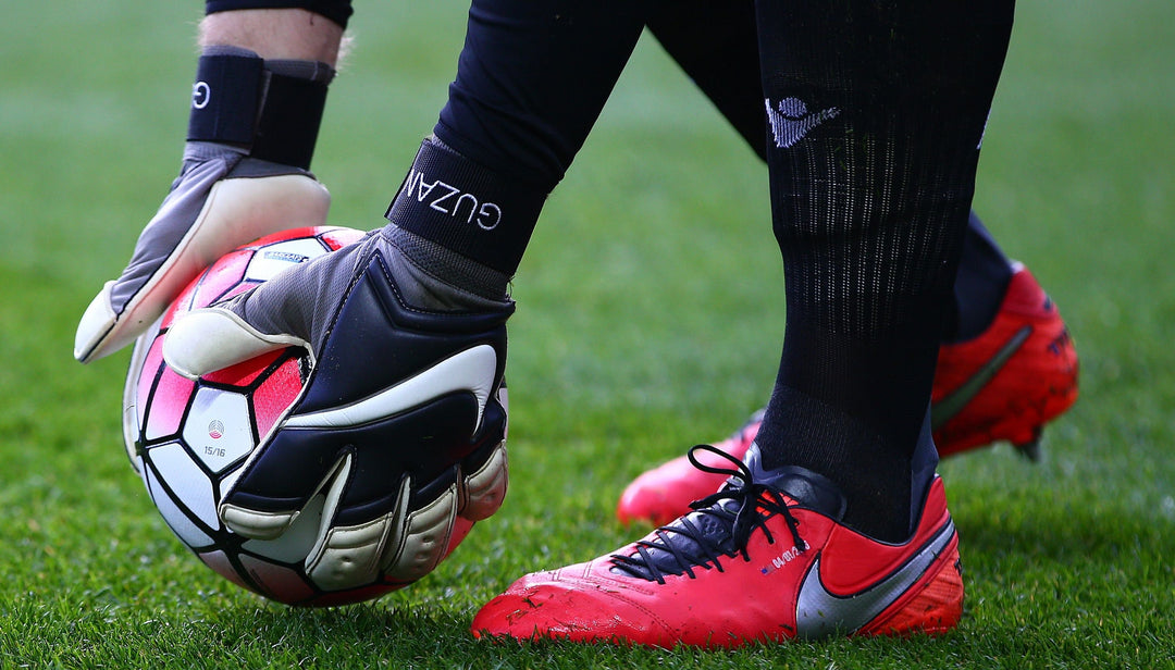 Få fingrene i de rette målmandshandsker Image