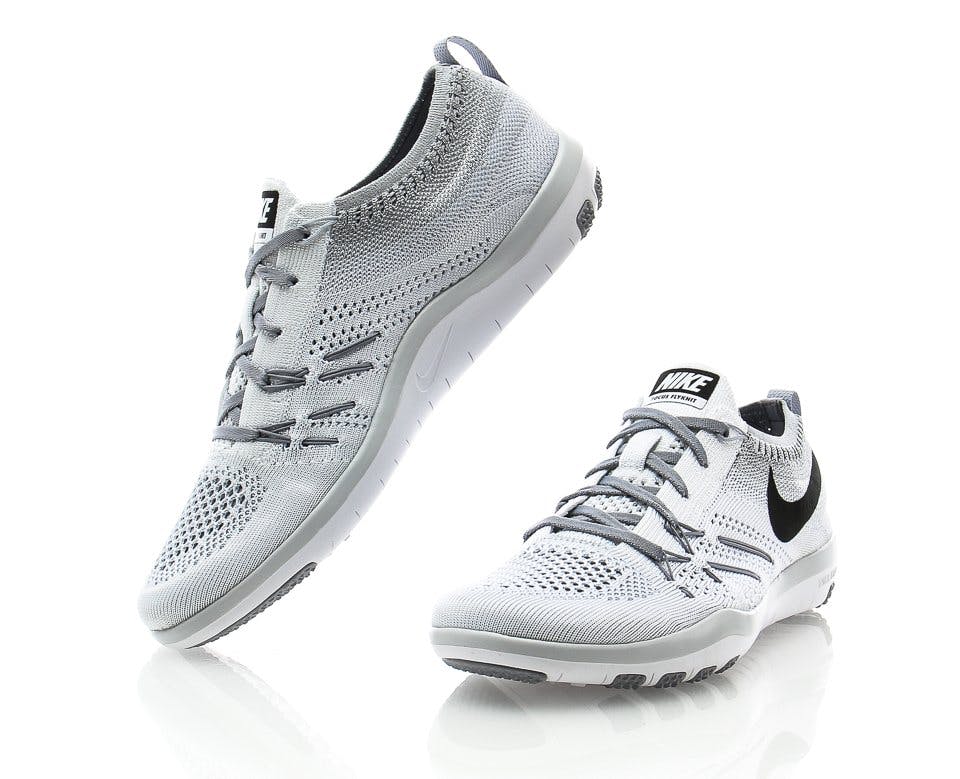 Nike Free TR Focus Flyknit -kenkien testi Image