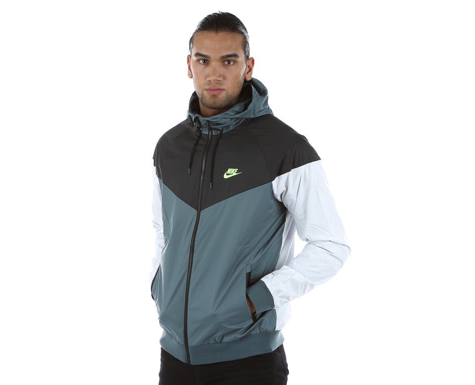 Vindtætte løbejakker til turene om vinteren Image