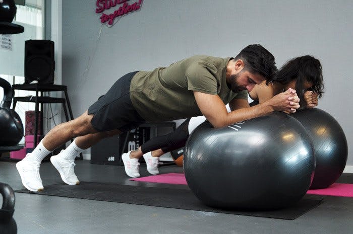 Vidéo: l'entraînement abdominal qui le fait brûler dans le tronc Image