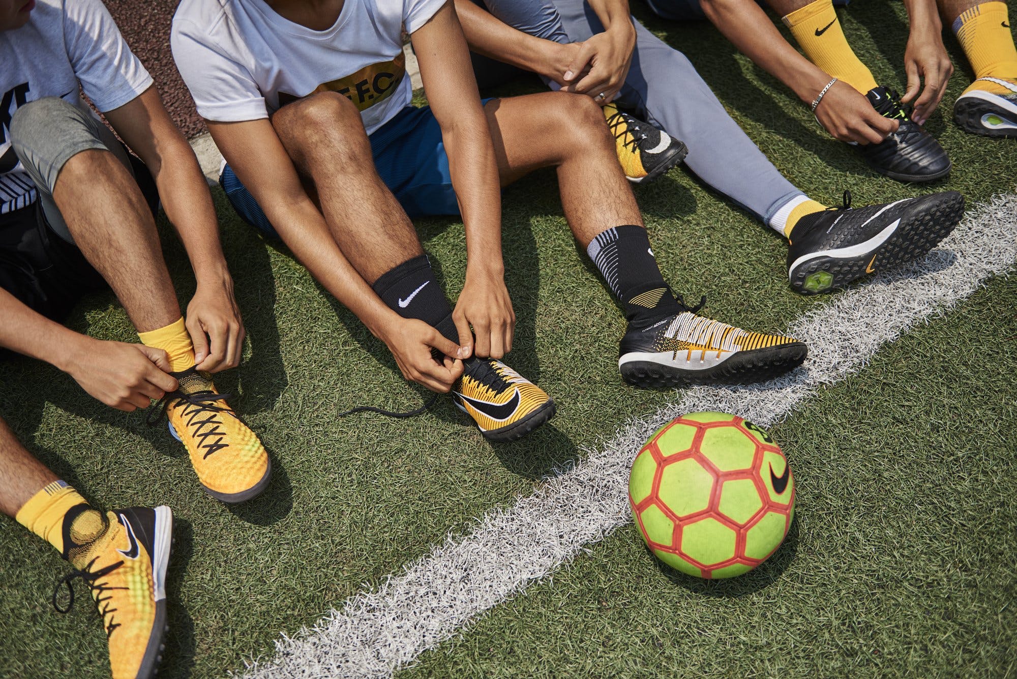 Nya färgen på Nikes fotbollsskor är här! Image