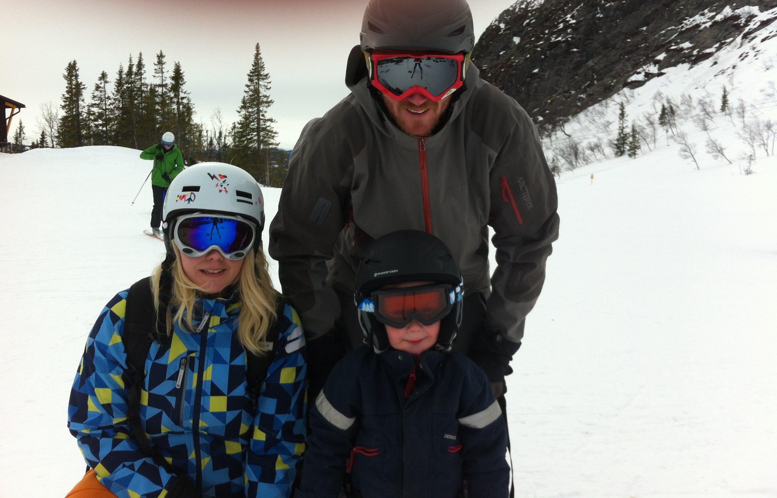 Guide: Allt du behöver veta för att åka skidor med barn Image