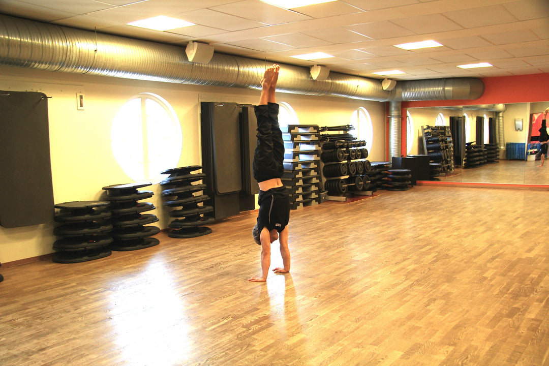 Guide: Lär dig stå på händer Image