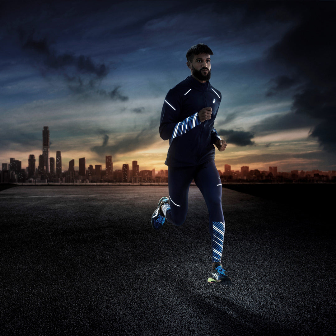 Slik blir du synlig i mørket – alt om løping og reflekser Image