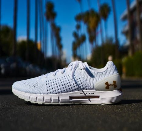 Nu kan du udfordre tyngdekraften med Under Armours nye løbesko Image