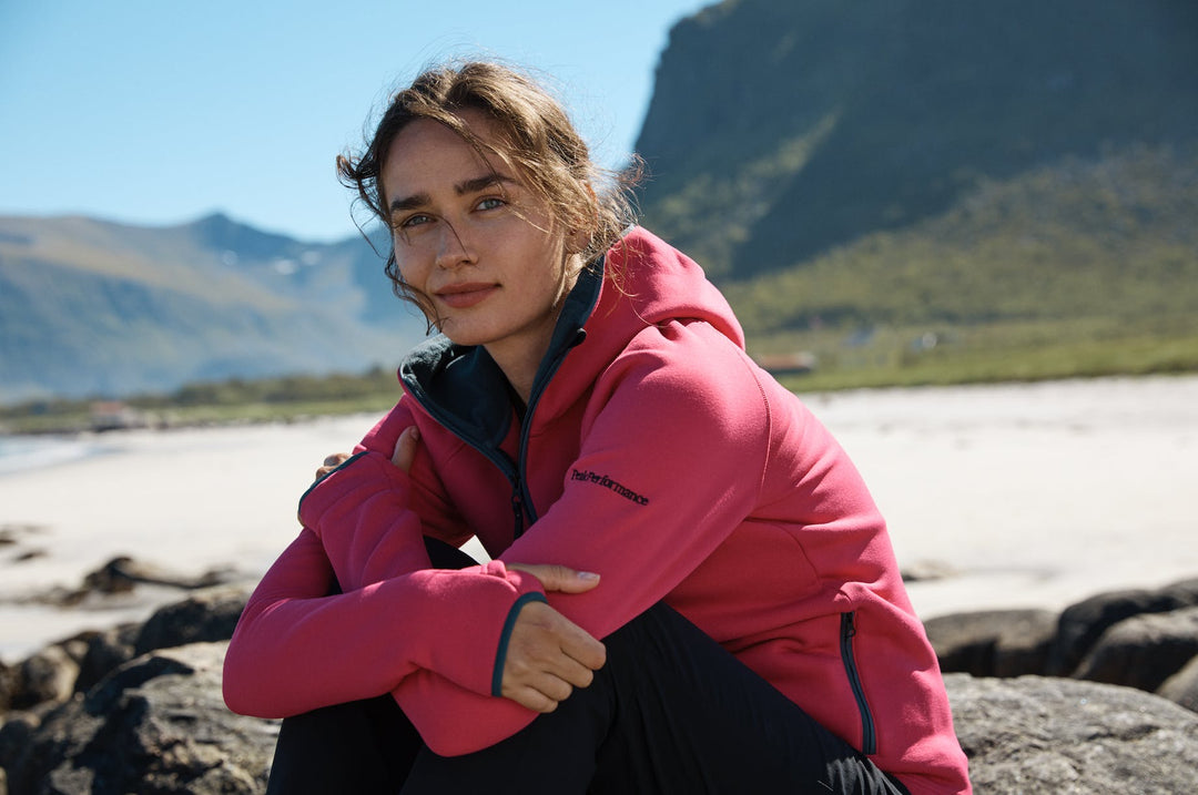 Her er Peak Performances nye supertrøje du må og skal eje! Image