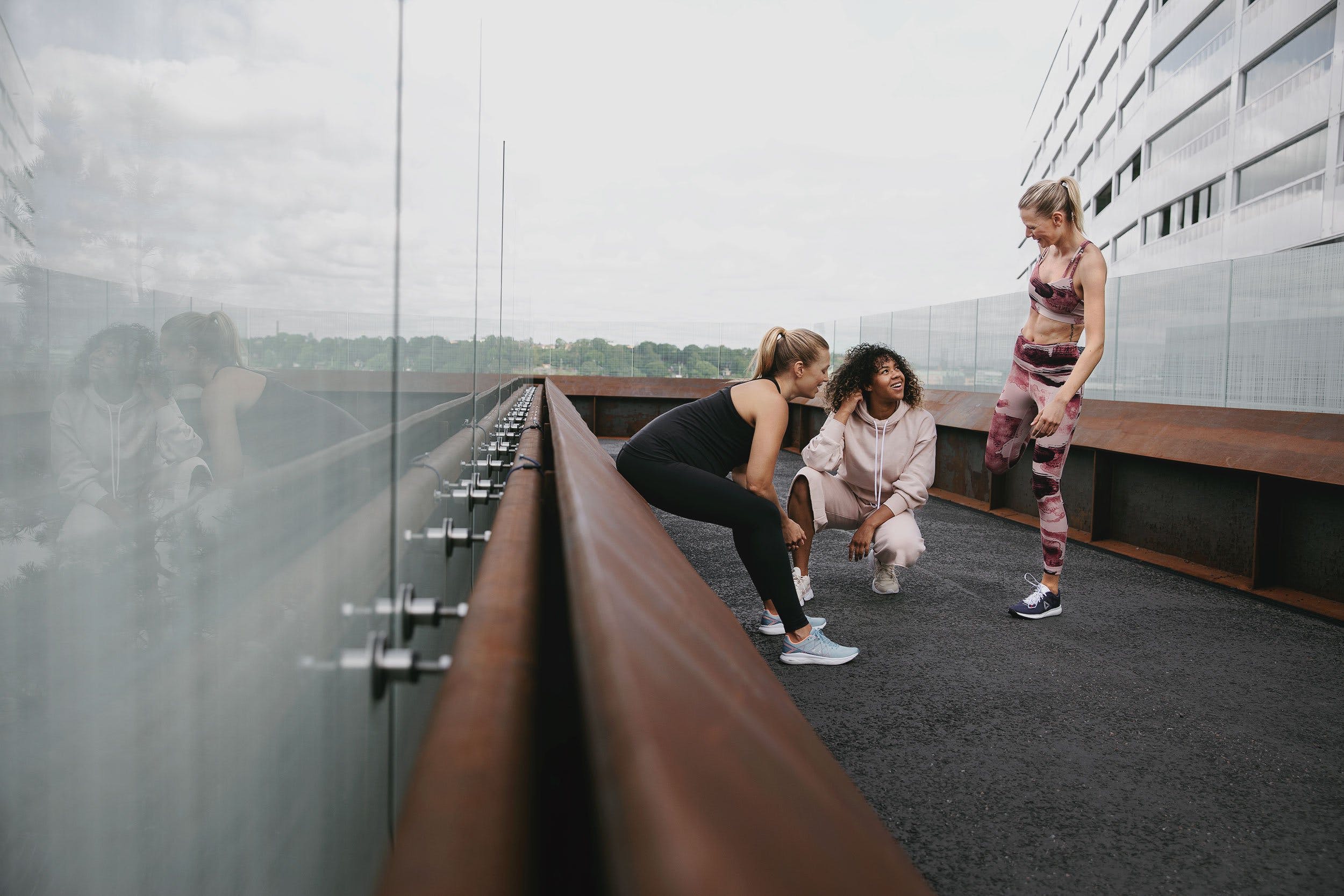 Découvrez les tenues d'entraînement les plus tendances de la saison Image