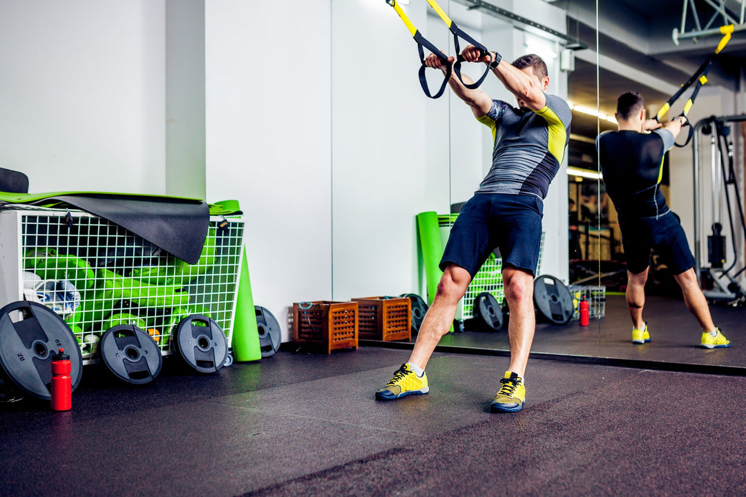 Tre grymma övningar med TRX-bandet Image