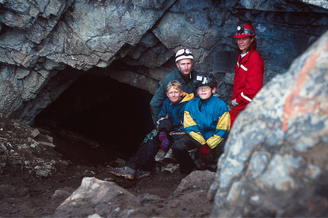 3 grottor du måste utforska i Sverige Image